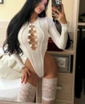 Manuela +971586584400